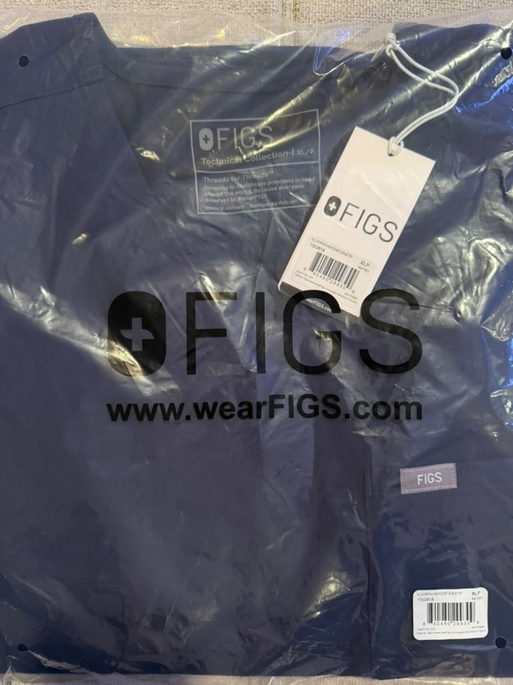 NWT! Figs navy Catarina one pocket scrub top XL petite